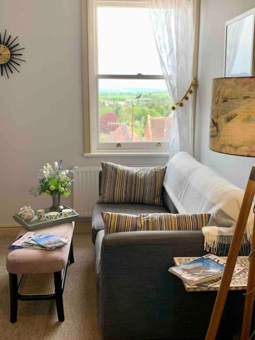The Nest, Central Ludlow One Bed Apartment 외부 사진
