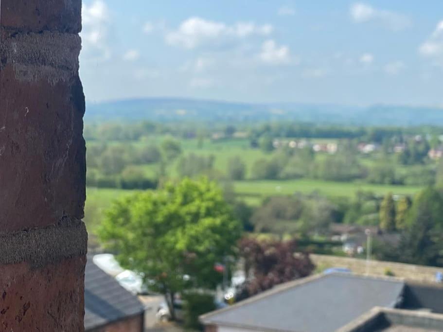 The Nest, Central Ludlow One Bed Apartment 외부 사진